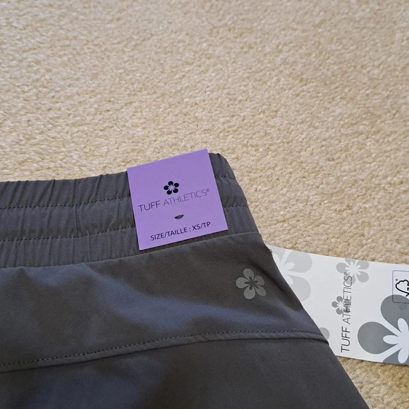 ❤️ NWT Tuff Athletics Grey Active Shorts XS Lightweight Womens Bottoms - Picture 9 of 14